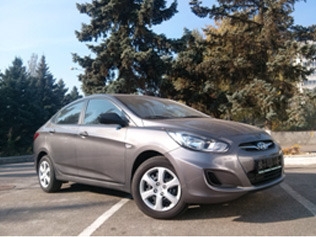      Hyundai Accent  - ʳ